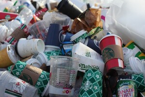 Jaarlijks 87 miljoen kilo aan kartonnen en plastic verzendmaterialen via pakketten