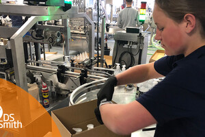 <u><em>HYGENIQ en DS Smith </em></u>garanderen levering <strong>handgel </strong>aan zorg