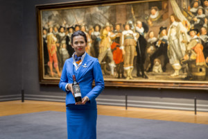 Wijnflessen <strong>KLM</strong> versierd met <em><u>meesterwerken</u></em>