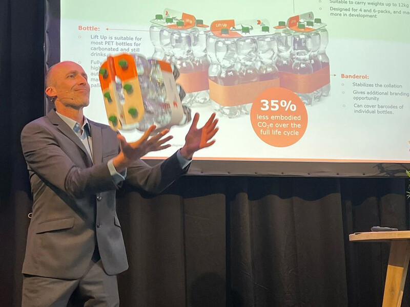 Innovatieve drankverpakking 'DS Smith Lift Up' schittert op Empack
