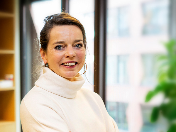 VERPACT LIGT ONDER EEN VERGROOTGLAS,&nbsp;MAAR IS DAT WEL TERECHT?